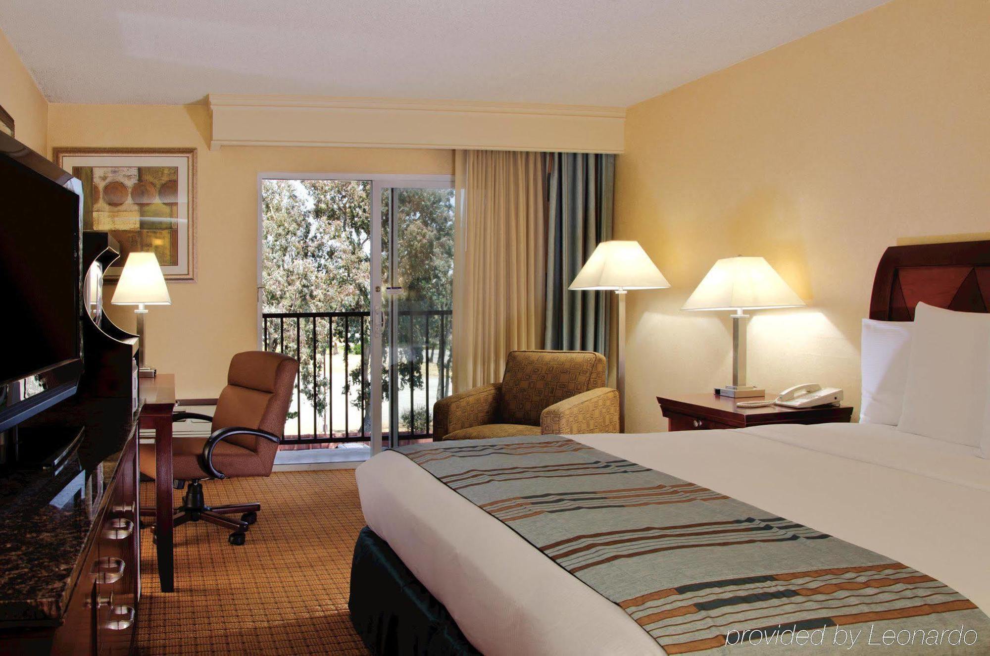 Doubletree By Hilton Livermore, Ca Phòng bức ảnh